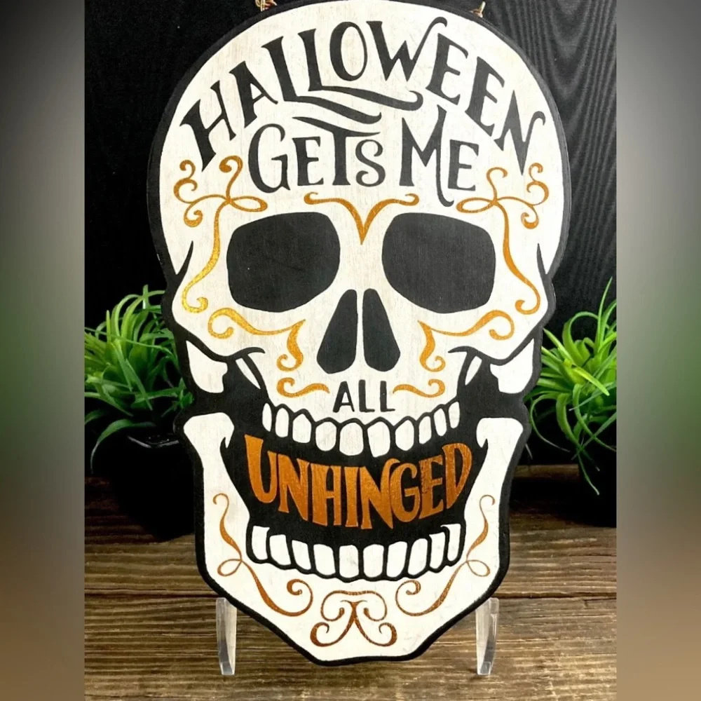 Hot Topic halloween hanging
